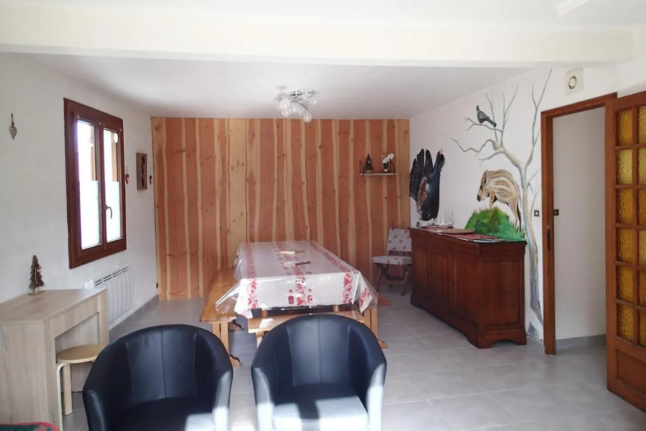 Holiday home Eglantine Maison Individuelle Au Coeur De Loudenvielle Villa France
